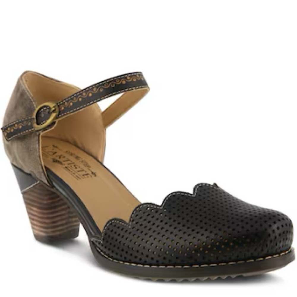 L’Artiste by Spring Step Parchelle heels.
